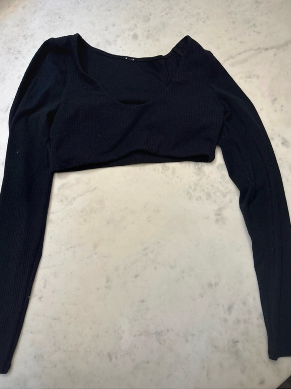 ALO Yoga Black Ribbed Long-Sleeve Cropped Top